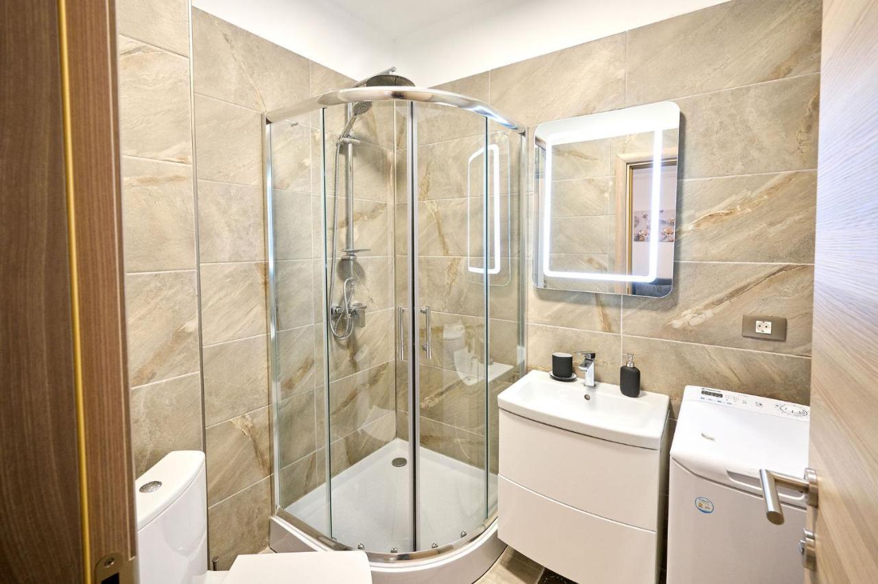 Royale Sundance Studio 7 Beach Spa & Pool Mamaia Nord Exteriér fotografie