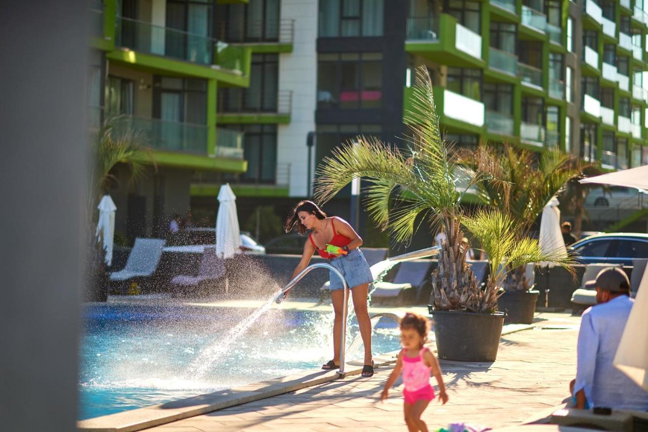 Royale Sundance Studio 7 Beach Spa & Pool Mamaia Nord Exteriér fotografie